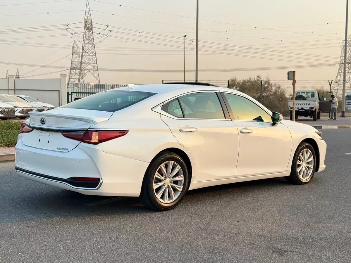 Lexus ES300h PREMIER-4-0