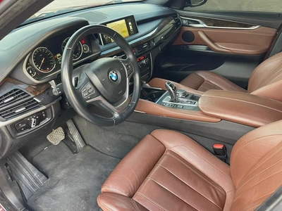 BMW X6 V8 GCC full option accident free excellent condition-6