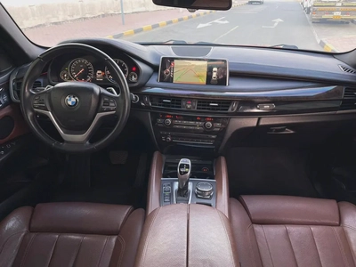 BMW X6 V8 GCC full option accident free excellent condition-9