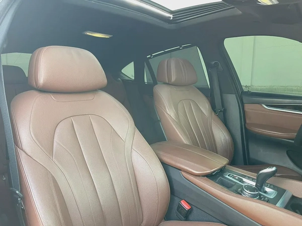 BMW X6 V8 GCC full option accident free excellent condition