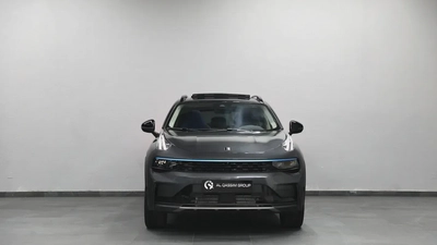 Lynk & Co 01-12