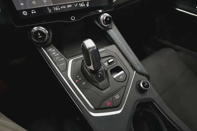 Lynk & Co 01-11