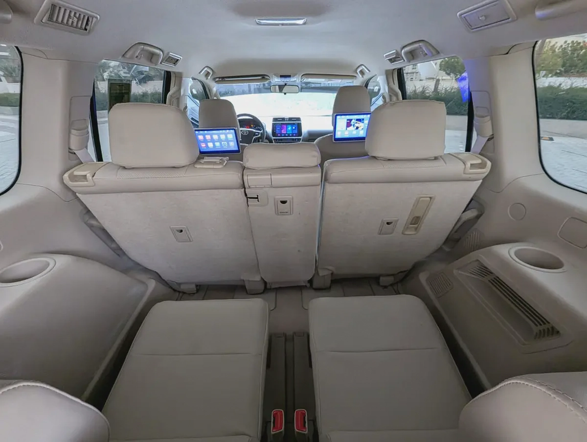 TOYOTA PRADO 2018 GCC V6 4.0L IN EXCELLENT CONDITION