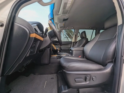 Toyota Prado 2020 GCC Specs - Accident Free- Reliable and Pristine Condition-3