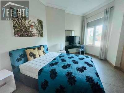 Al Das, Shoreline Apartments, Palm Jumeirah, Dubai-5