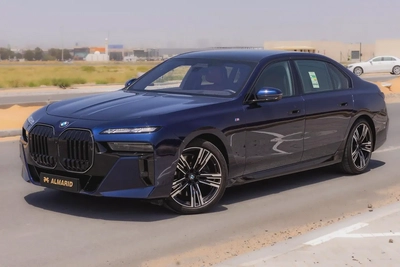 BMW 740i M Sport Individual – 2026 | GCC | Only 3,745 KM | AED 449,000-0