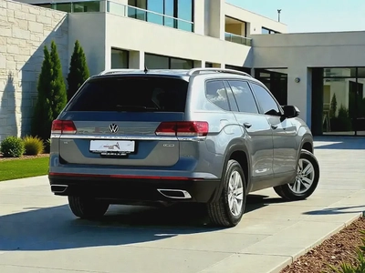 AED 1,040 P.M | 0% DOWN PAYMENT | VW TERAMONT 3.6L V6 | 2022-11