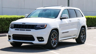 Jeep Grand Cherokee SRT8-2
