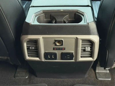 Ford F150 -2018  American specs, top of the line, in excellent condition.-13