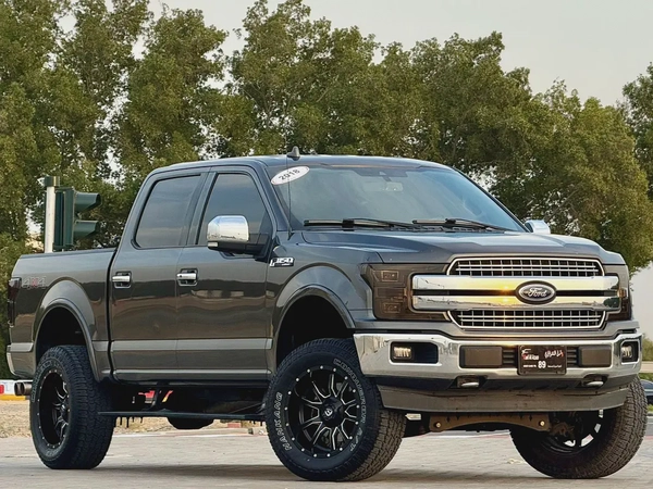 Ford F150 -2018  American specs, top of the line, in excellent condition.
