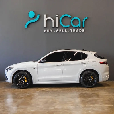 AED 1,436 P.M • 0% Downpayment •  Alfa Romeo Stelvio Super • 1 Year Warranty-3