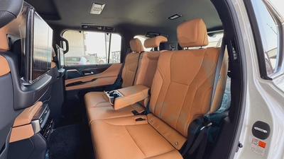 ( Only For Export ) 2026 Lexus LX 700h BH “Signature” 3.5TT V6 Hybrid AWD GCC BRAND NEW-15