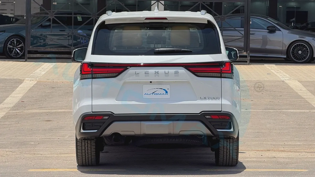 ( Only For Export ) 2026 Lexus LX 700h BH “Signature” 3.5TT V6 Hybrid AWD GCC BRAND NEW-5-5