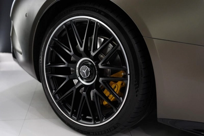 Mercedes-Benz SL 63 AMG-1