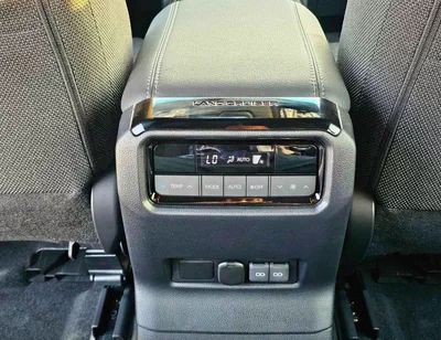 Toyota Prado VXR TURBO ALL ROUNDER / 2.8L DIESEL V4 / SQUARE LIGHTS / DIFFLOCK / SUNROOF / COOL BOX (CODE # P28AR2)-17