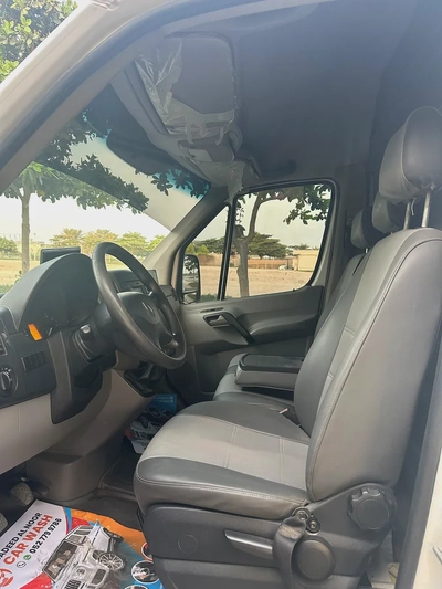 Mercedes Benz sprinter 2014-8