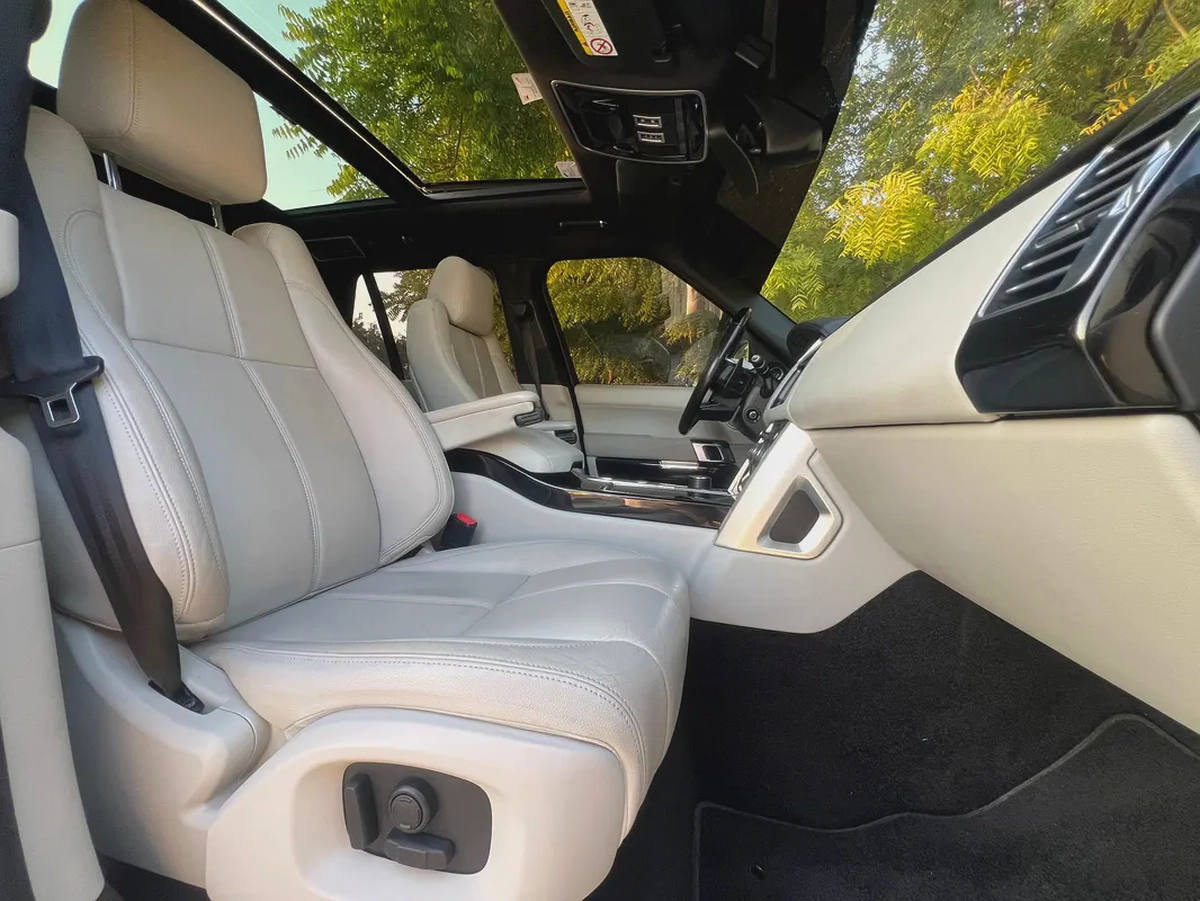 Land Rover Range Rover Vogue HSE 2016 - GCC Specs-14-14