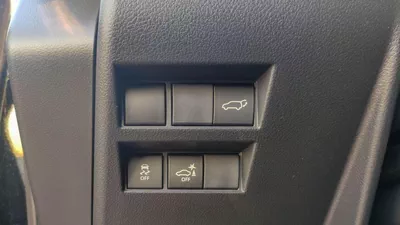 Toyota Land Cruiser VX LAND CRUISER VX 4.0L JBL SYSTEM-10