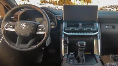 Toyota Land Cruiser VX LAND CRUISER VX 4.0L JBL SYSTEM-8
