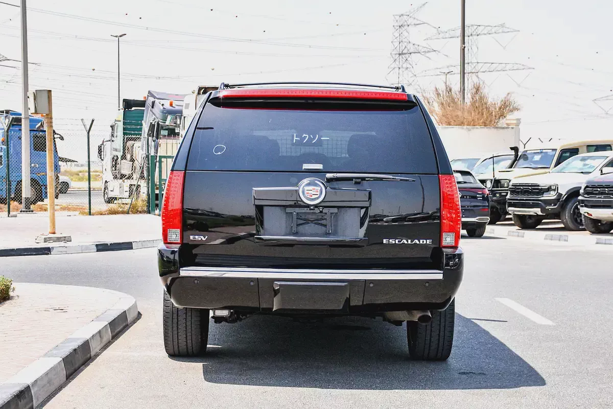2008- CADILLAC ESCALADE - SUPER CLEAN - ONLY 153,000 KM-6-6