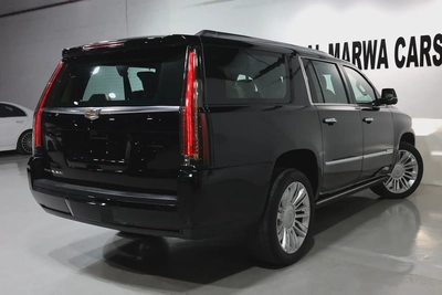 2020 Cadillac Escalade Sport Platinum GCC Specs-2