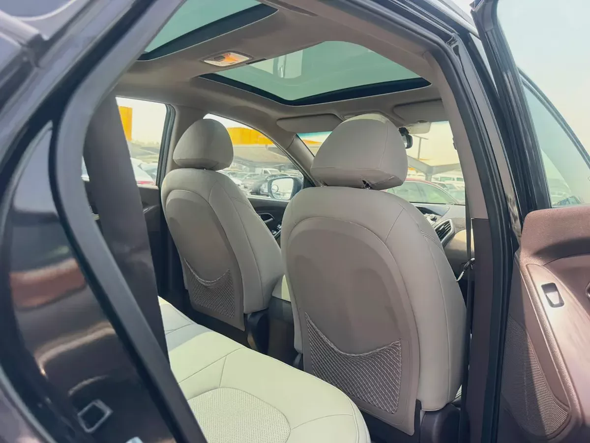 Well Maintained Hyundai Tucson GLS 2014 fullopshin  | GCC Specs | Reliable SUV-8-8