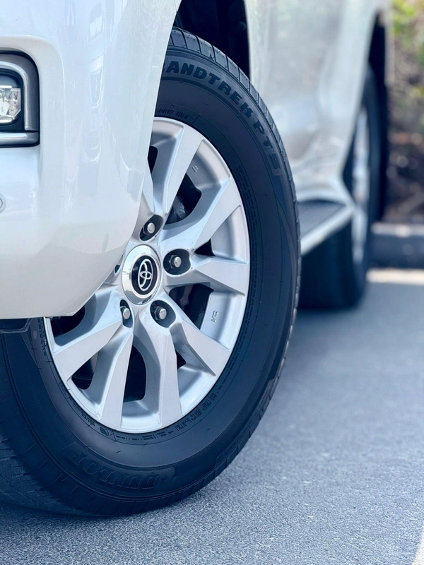 LAND CRUISER EX. R V6 | GCC SPECS | YEAR: 2017 | KMS: 218,000 | FULL-SERVICE HISTORY