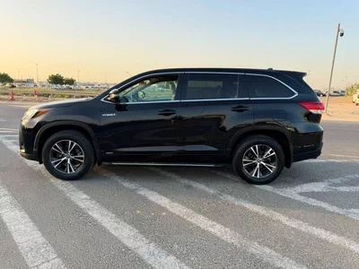 Toyota Highlander LE 2017 Toyota Highlander Hybrid  -3.5L V6-AWD 4x4 - Leather seat-Rear Camera --8
