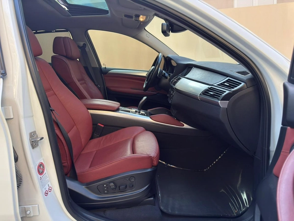 Gulf Specs 2013 BMW X6 XDRIVE35i Executive 3.0Litre 6-Cyl Twin-Power Turbo