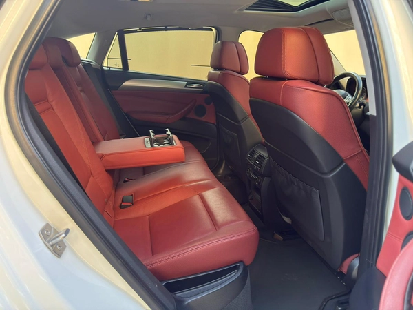 Gulf Specs 2013 BMW X6 XDRIVE35i Executive 3.0Litre 6-Cyl Twin-Power Turbo
