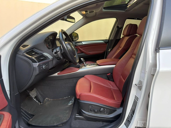 Gulf Specs 2013 BMW X6 XDRIVE35i Executive 3.0Litre 6-Cyl Twin-Power Turbo