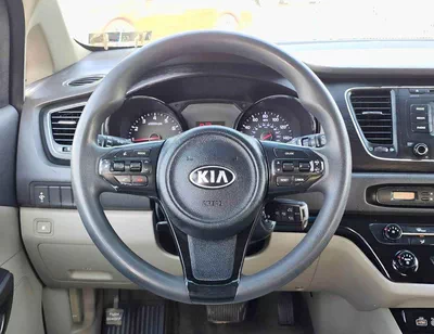 Kia Sedona LX / V6 / 3.3L / 7 SEATS / ELECTRIC SEATS/ EXPORT ONLY / LOT# 31911-10