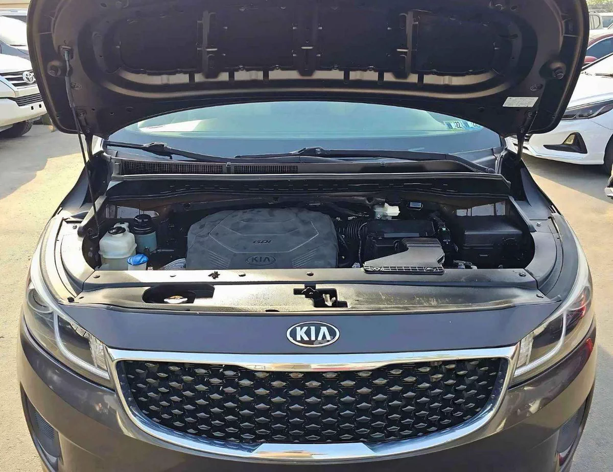 Kia Sedona LX / V6 / 3.3L / 7 SEATS / ELECTRIC SEATS/ EXPORT ONLY / LOT# 31911-5-0