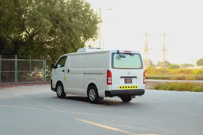Hiace Standard Roof | Chiller Van | GCC Specs | Ref#T26304-3