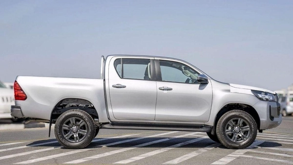 Toyota Hilux GL HILUX 2.4L AT