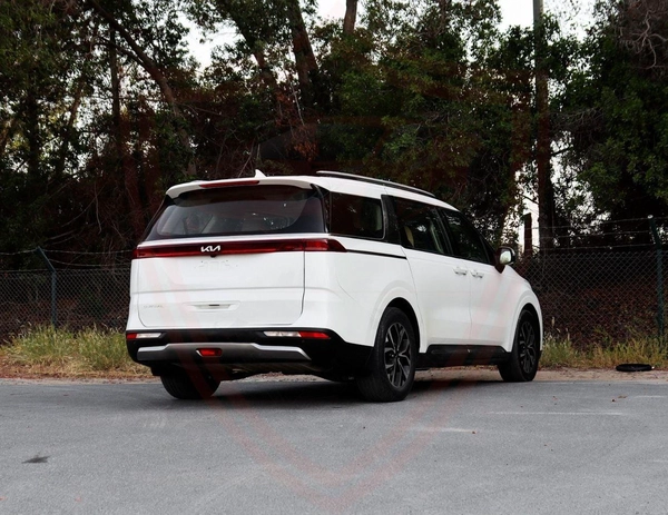 Kia Carnival GDI EX 3.5L | 2023 | GCC | Accident-Free | In Excellent Condition | 1344 P.M