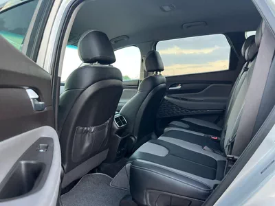 Hyundai Santa Fe STANDARD 2019 Hyndai Santafe MidOption+ - 2.4L V4 - 4x4 AWD - Rear Camera - Leather Seat  5-15
