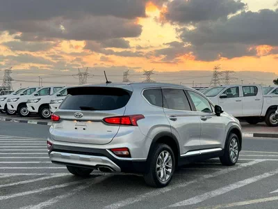 Hyundai Santa Fe STANDARD 2019 Hyndai Santafe MidOption+ - 2.4L V4 - 4x4 AWD - Rear Camera - Leather Seat  5-7