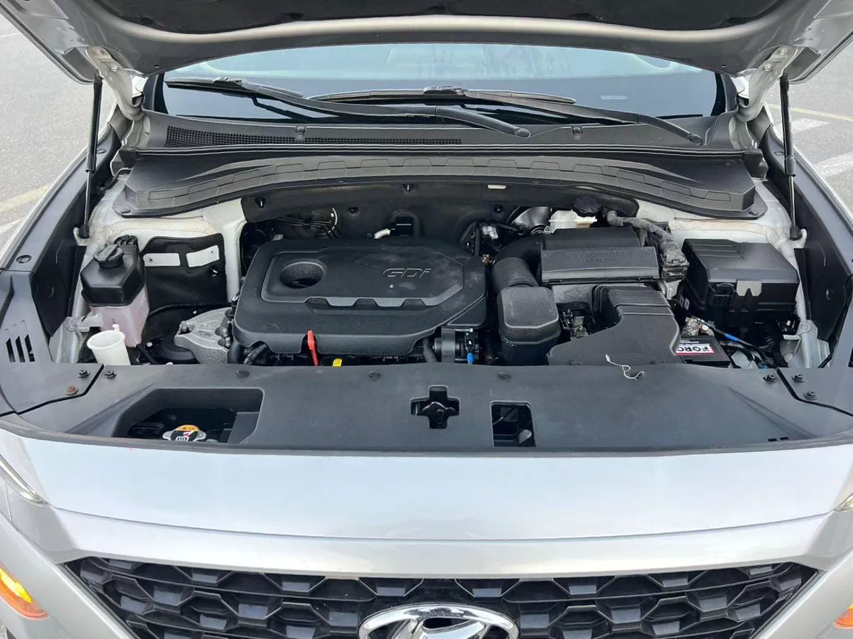 Hyundai Santa Fe STANDARD 2019 Hyndai Santafe MidOption+ - 2.4L V4 - 4x4 AWD - Rear Camera - Leather Seat  5-19-0
