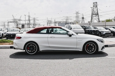 2019 - BENZ C63 S CABRIOLET  - SUPER CLEAN - LIKE NEW - ONLY 68,000 KM-3