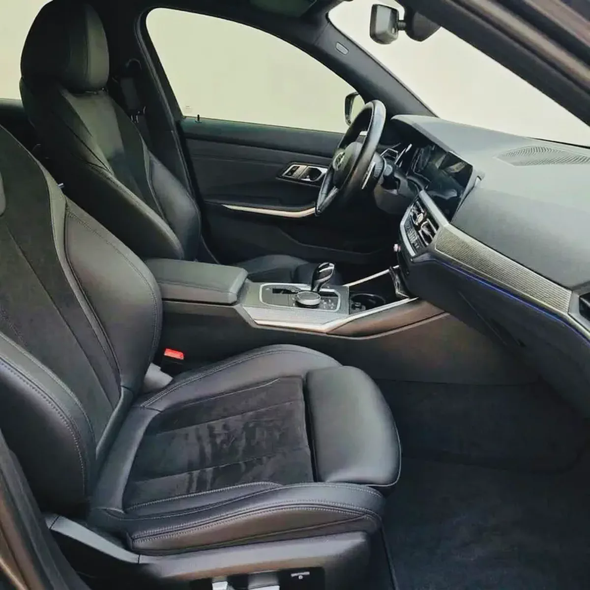AED 1707 PM | BMW 330i M PACKAGE 2021 | FULL AGENCY SERVICE HISTORY | 1 YEAR WARRANTY | GCC-10-10