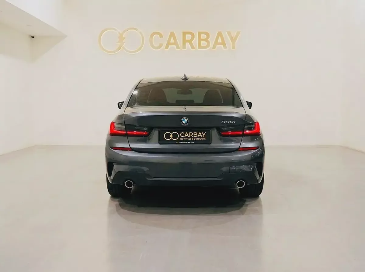 AED 1707 PM | BMW 330i M PACKAGE 2021 | FULL AGENCY SERVICE HISTORY | 1 YEAR WARRANTY | GCC-5-5