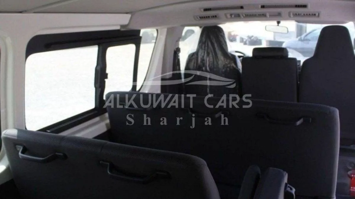 Toyota Hiace DLS - STANDARD ROOF DLS - STD ROOF (NEW) Toyota Hiace 15seat 2.5L Diesel V4 MT 2025-11-0