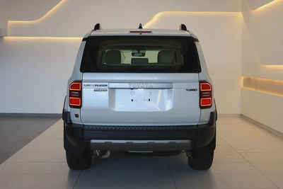 2024 Toyota Prado GXR-ZERO KM - GCC Specs -UNDER WARRANTY  SERVICE -Brand New-6