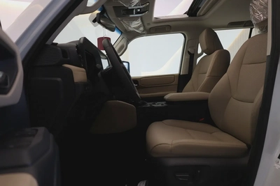 2024 Toyota Prado GXR-ZERO KM - GCC Specs -UNDER WARRANTY  SERVICE -Brand New-8