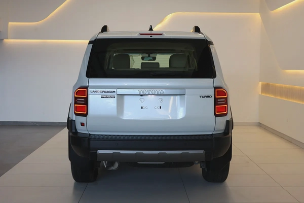 2024 Toyota Prado GXR-ZERO KM - GCC Specs -UNDER WARRANTY  SERVICE -Brand New