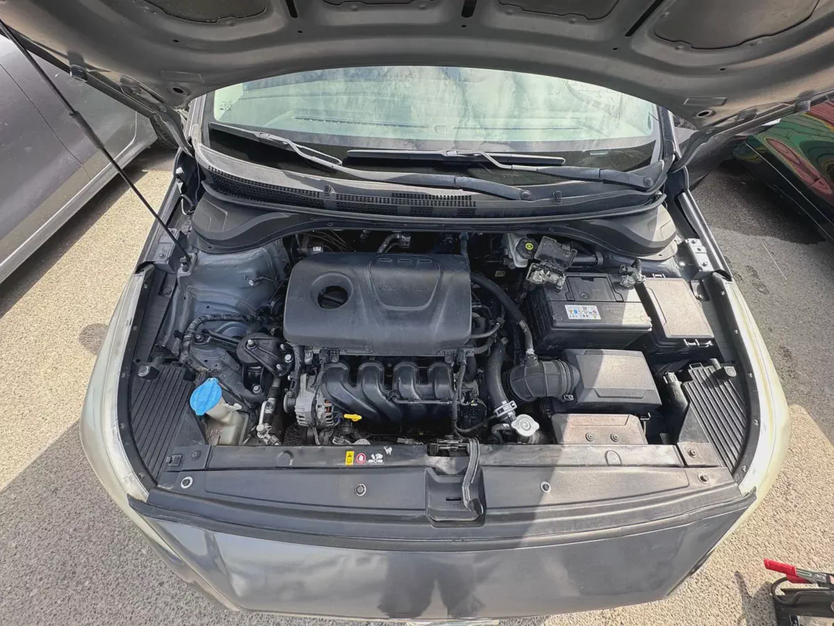 HYUNDAI ACCENT 1.6-13-13