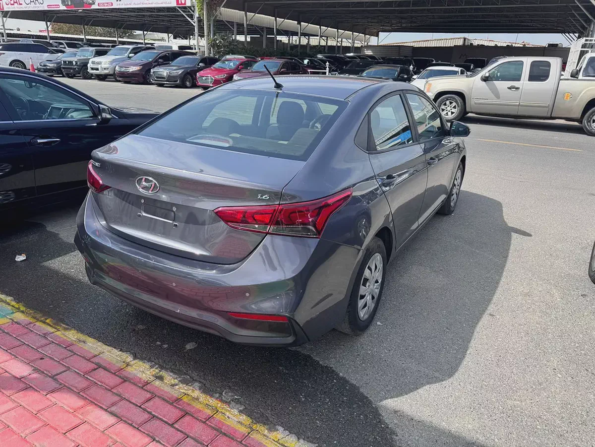 HYUNDAI ACCENT 1.6-3-3