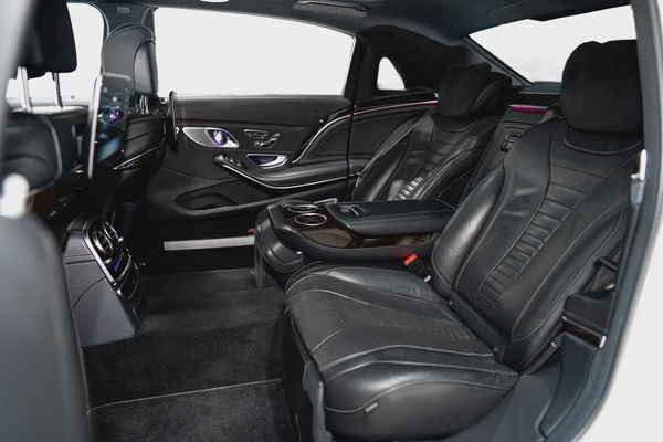 2019 S560 MAYBACH | EXTENDED WHEELBASE | FULL OPTIONS | EXCELLENT CONDITION |