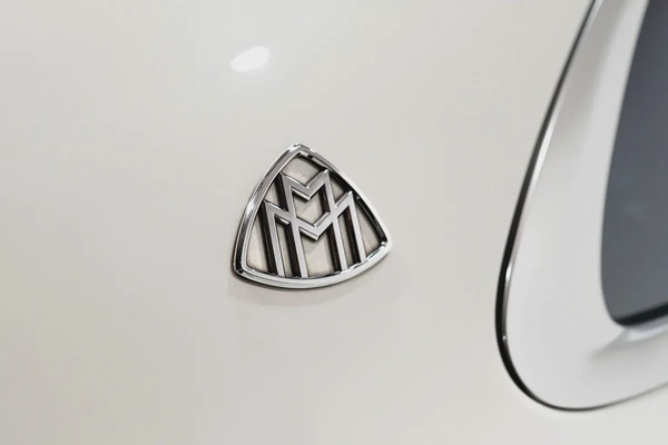 2019 S560 MAYBACH | EXTENDED WHEELBASE | FULL OPTIONS | EXCELLENT CONDITION |